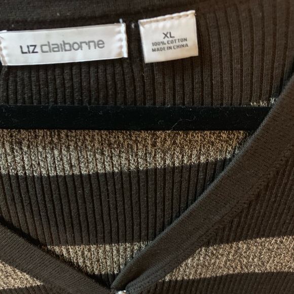 Sweater - Picture 1 of 3